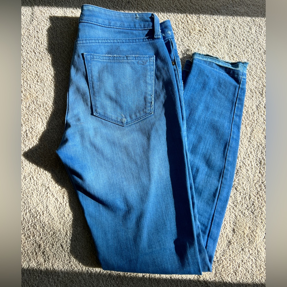 EUC Vineyard Vines Blue Skinny Jeans